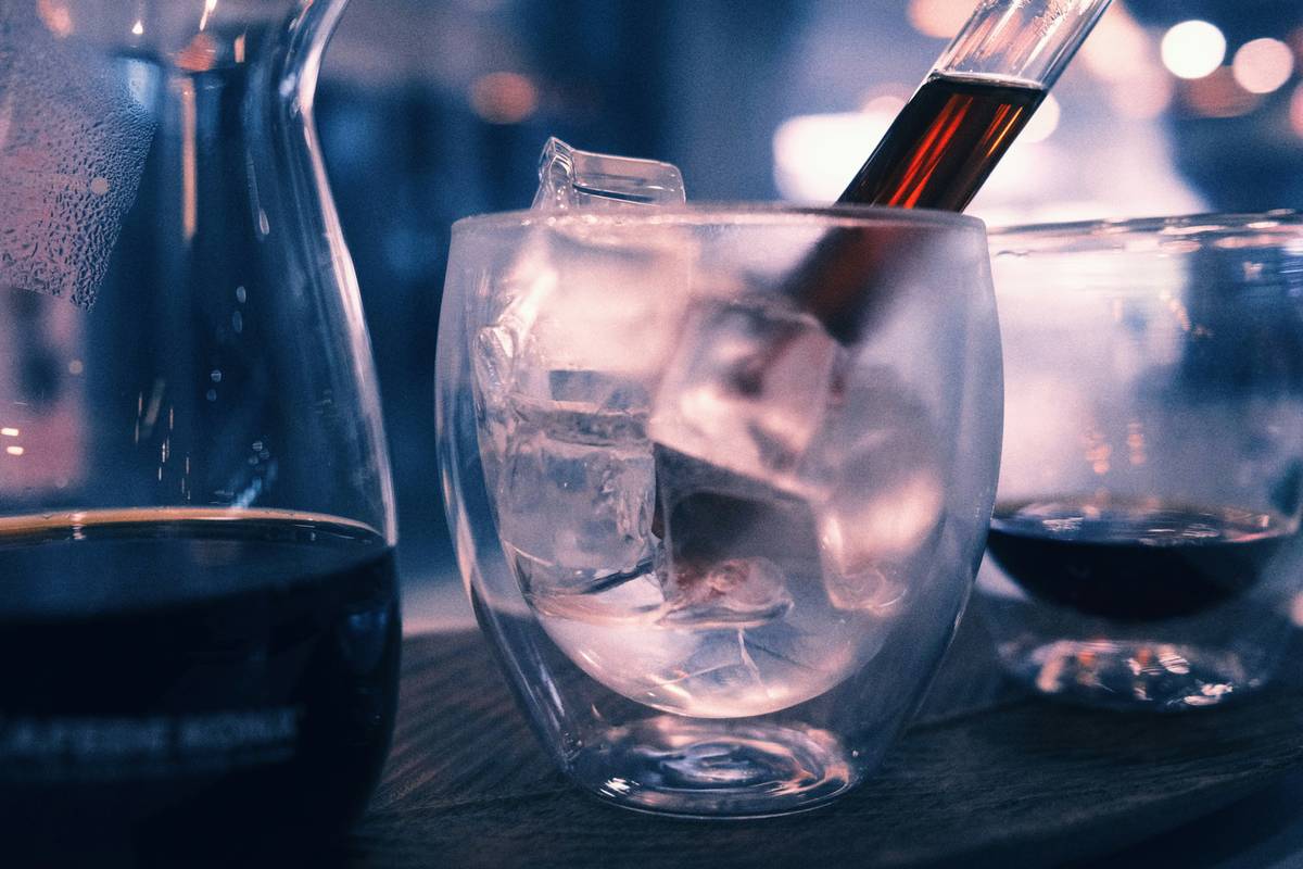 Why Your Picnic Wine Keeps Getting Warm—And How Outdoor Wine Glasses Kmart Solves It