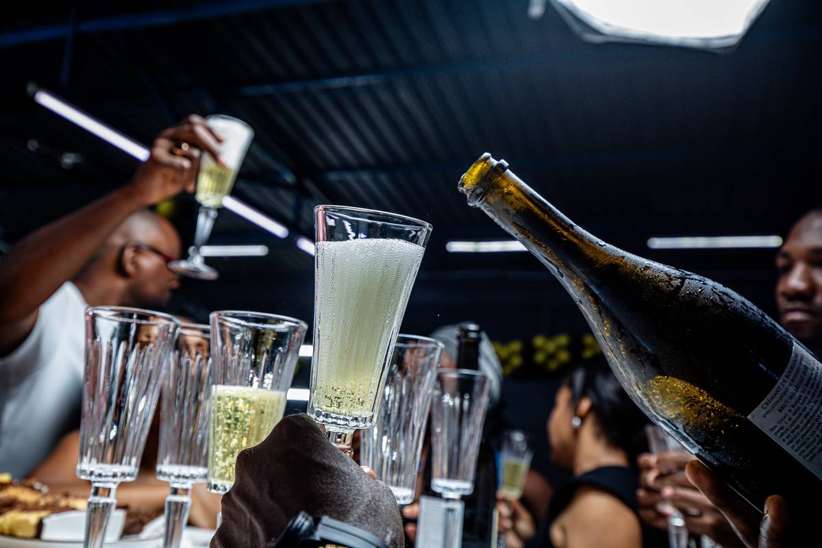 Outdoor Wine Glass Holder: The Secret to Spill-Free Sipping Under the Stars